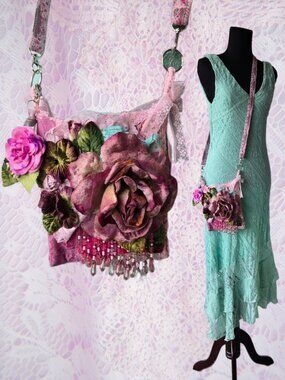 Handmade Velvet Rose Embroidered Crossbody Shoulder Bag Romantic Fairycore